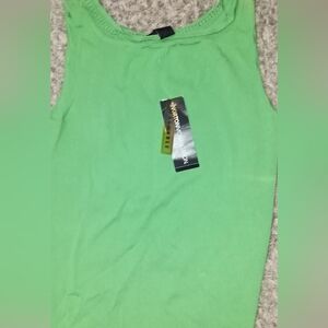 Women's Norton McNaughton Top Size Large Color Green NWT Sleeveless Garden Part